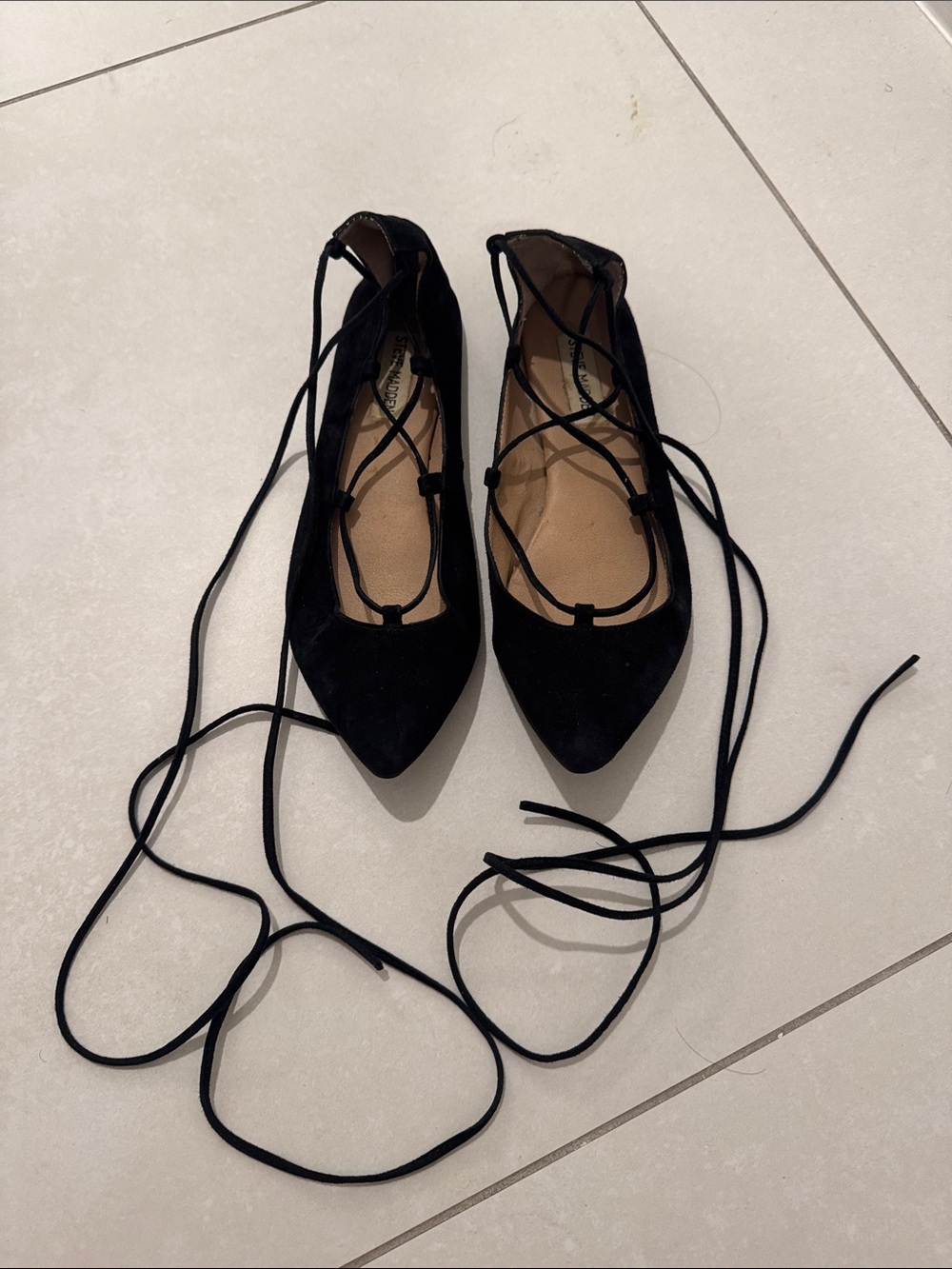 Steve Madden Black Lace-Up Pointed Toe Flats